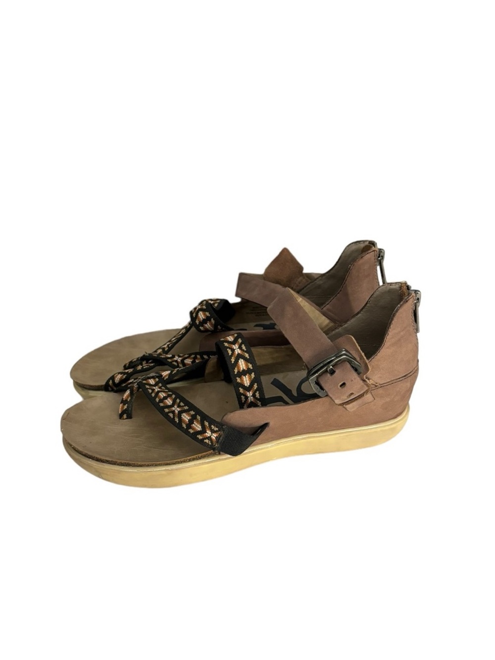 OTBT leather strappy casual walking grammacore gorpcore normcore sandals 8 1/2